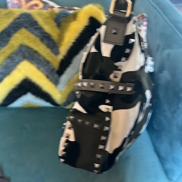 Valentino Garavani- Men’s Rockstud Messenger Bag; Camo Canvas; Large: Army White - Picture 8 of 13